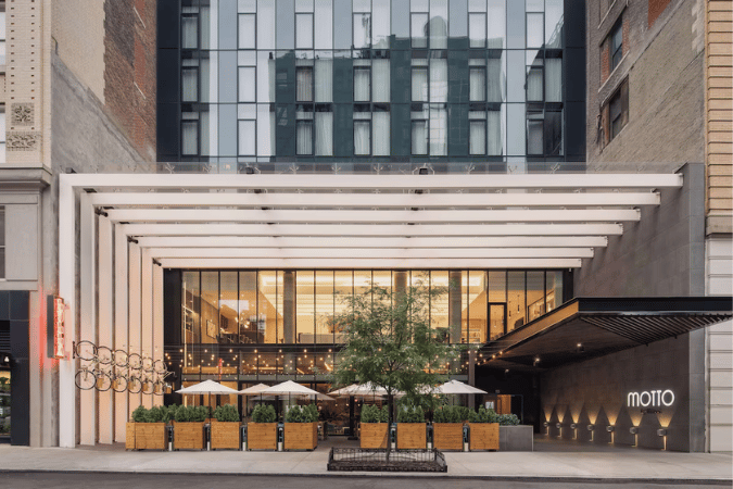 Hotels close to iconic landmarks your clients want to see